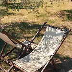 Daire In Einem In Den Huegeln- Mit Garten Und Pool By Interhome *