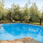 Apartamento In Einem In Den Huegeln- Mit Garten Und Pool By Interhome Pésaro