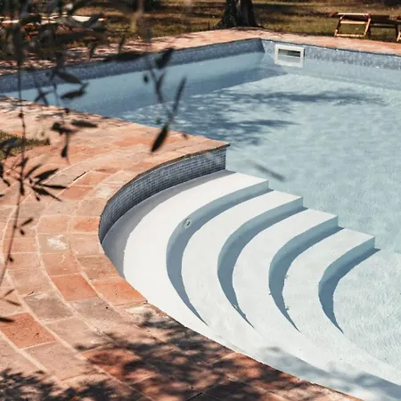 In Einem In Den Huegeln- Mit Garten Un By Interhome Apartamento